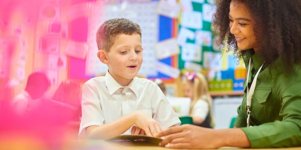 How to Teach Phase 4 Phonics